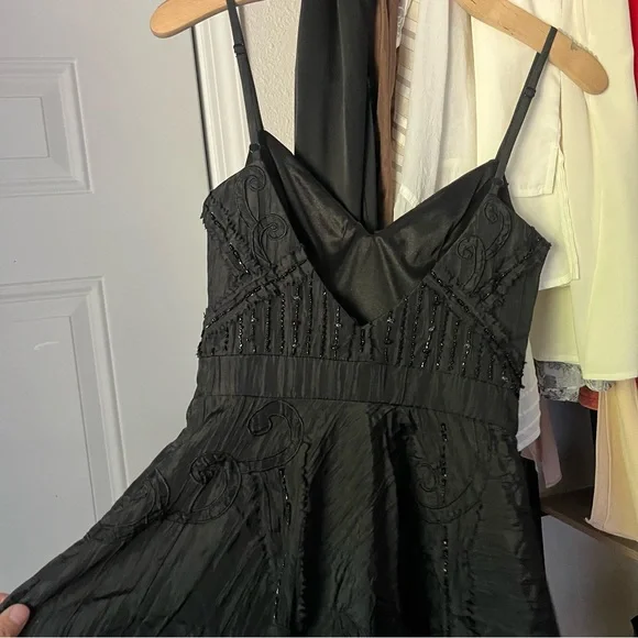 SUE WONG black vintage beaded sleeveless bubble hem mini dress